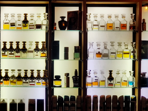 The Bulk Benefit: Elevating Your Culinary Ventures With Wholesale Flavor Extracts